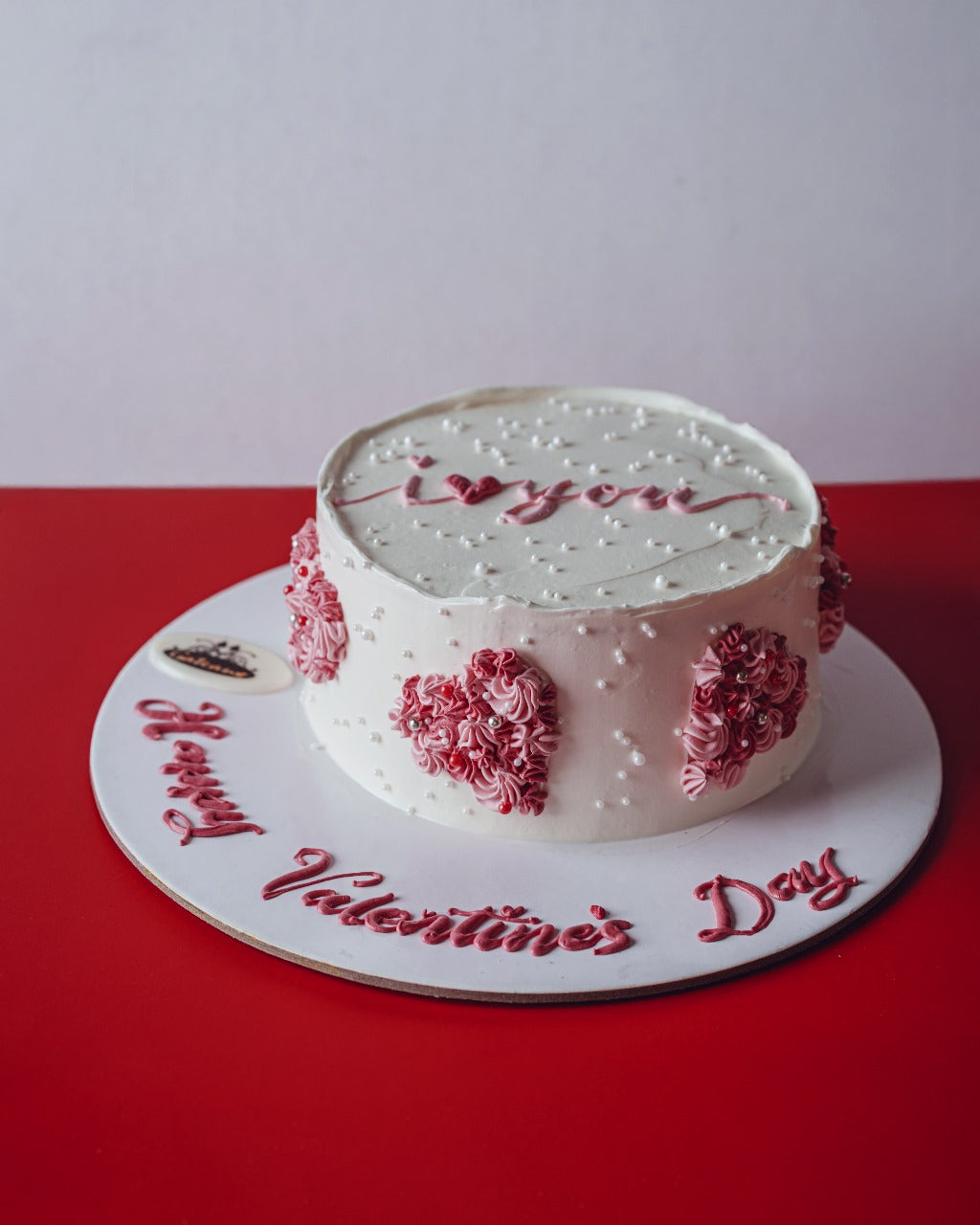 White Love Cake